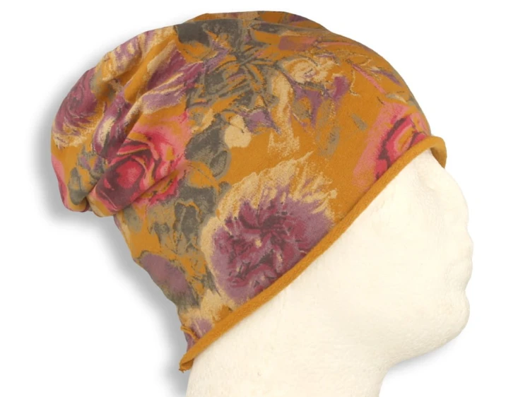 Czapka damska Beanie włoska cienka smerfetka bawełna musztardowa w kwiaty