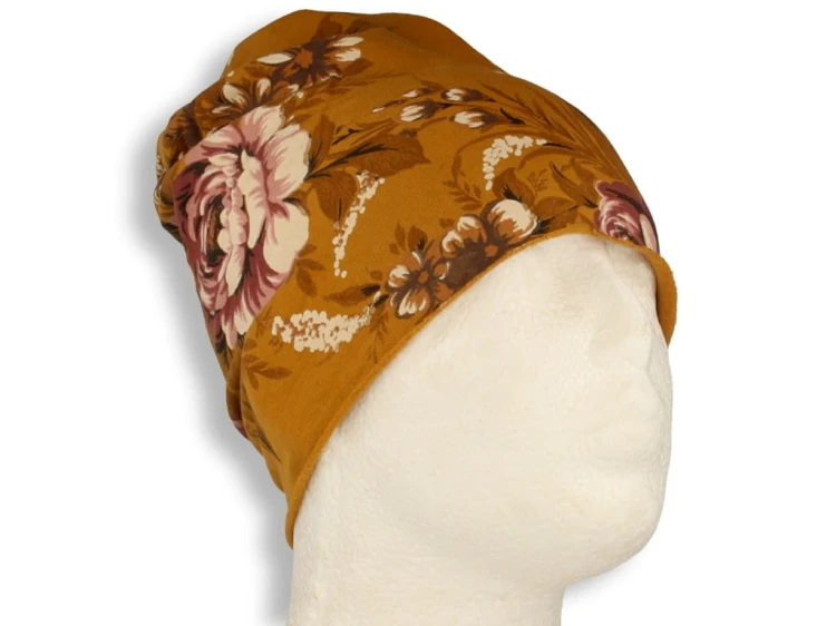 Czapka damska Beanie włoska cienka smerfetka bawełna musztardowa w kwiaty