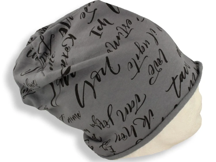Czapka damska Beanie włoska cienka smerfetka bawełna szara z napisami