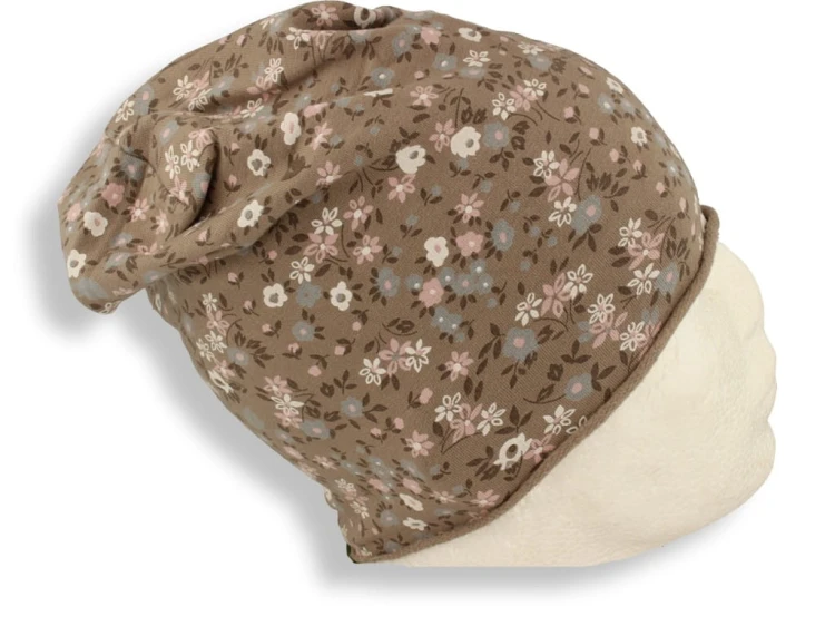 Czapka damska Beanie włoska cienka smerfetka beżowa w kwiatuszki