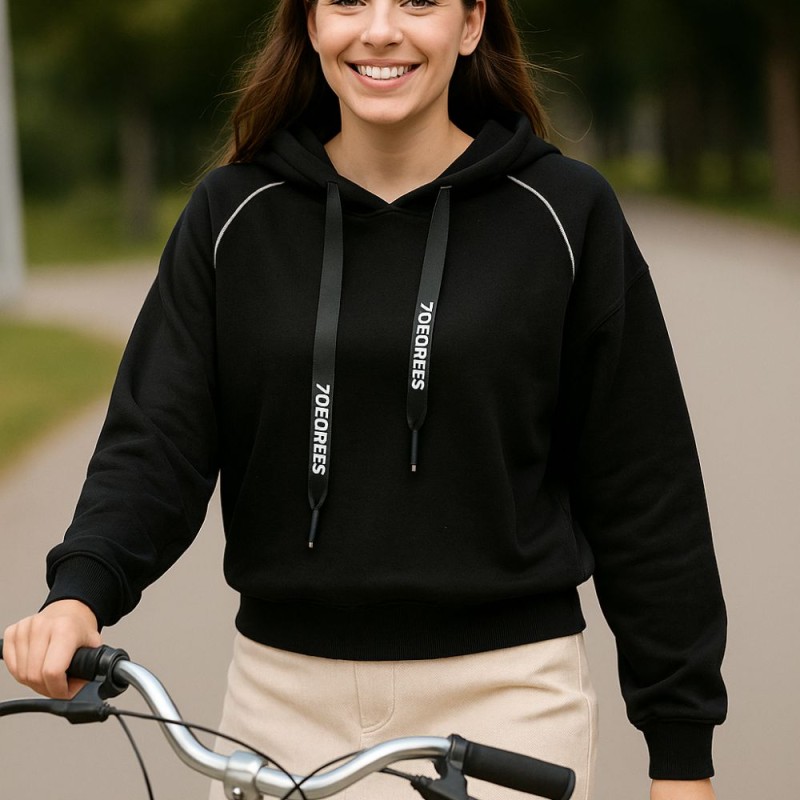 Bluza damska czarna z kapturem i srebrną lamówką