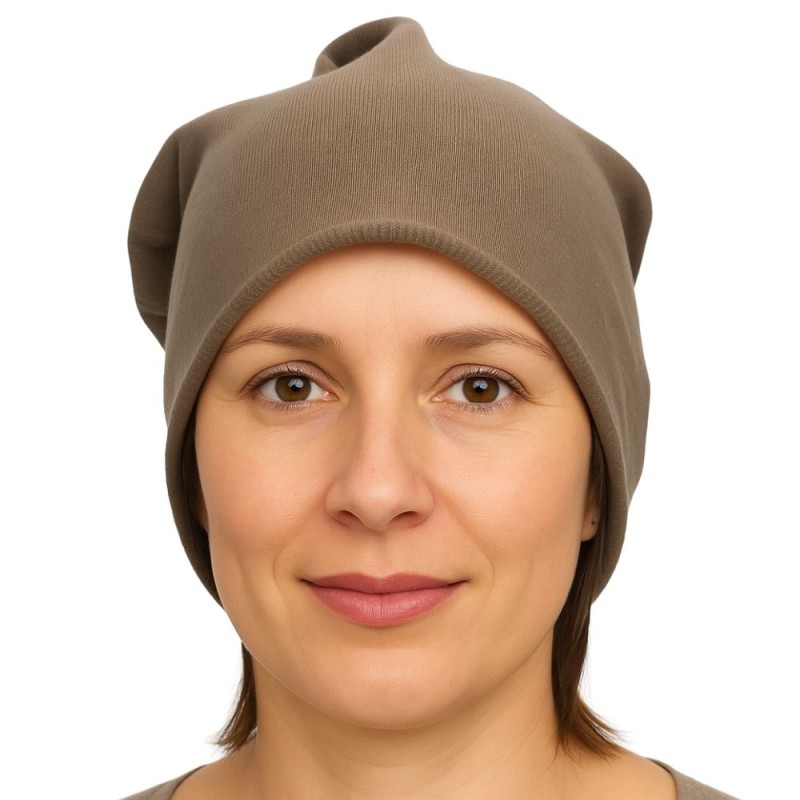 Czapka damska Beanie włoska cienka smerfetka jednolita chłodno beżowa