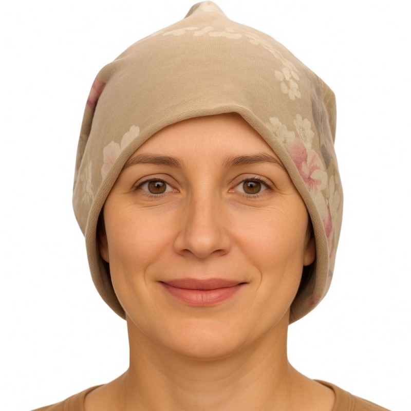 Czapka damska Beanie włoska cienka smerfetka ciemnobeżowa w kwiaty
