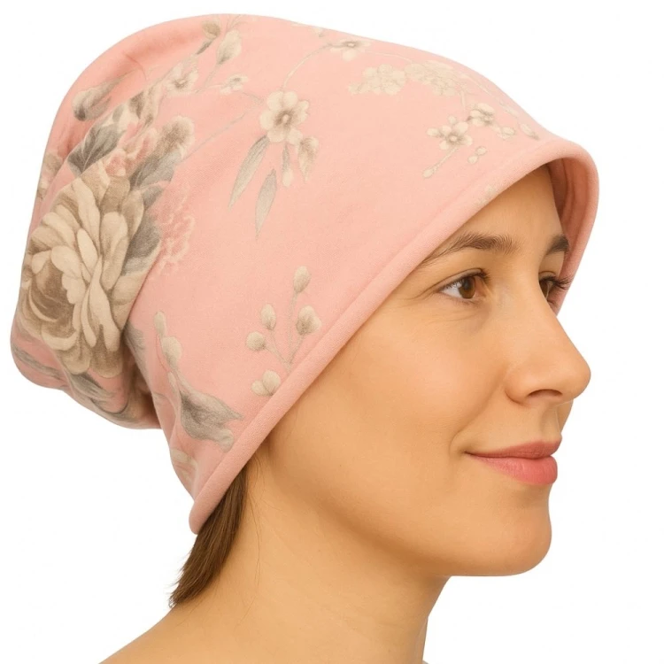 Czapka damska Beanie włoska cienka smerfetka jasnoróżowa w kwiaty