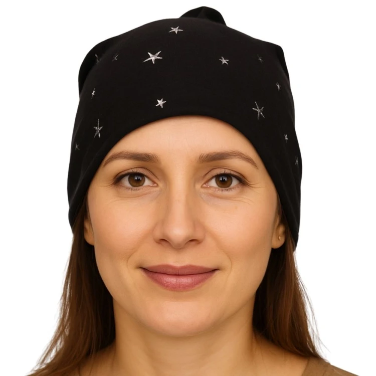 Czapka damska Beanie włoska cienka smerfetka czarna gwiazdki