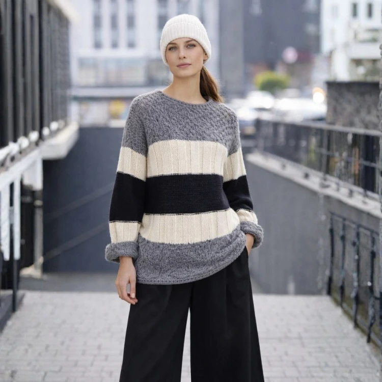 Sweter Damski Włoski w Paski Oversize Szary Biały One Size