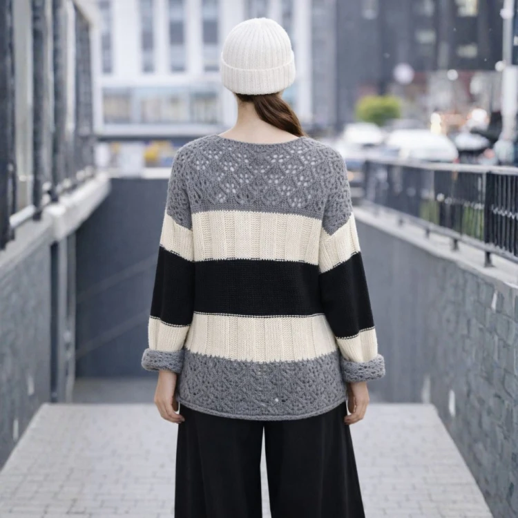 Sweter Damski Włoski w Paski Oversize Szary Biały One Size