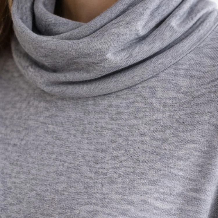 Sweter Damski z Golfem Włoski Szary