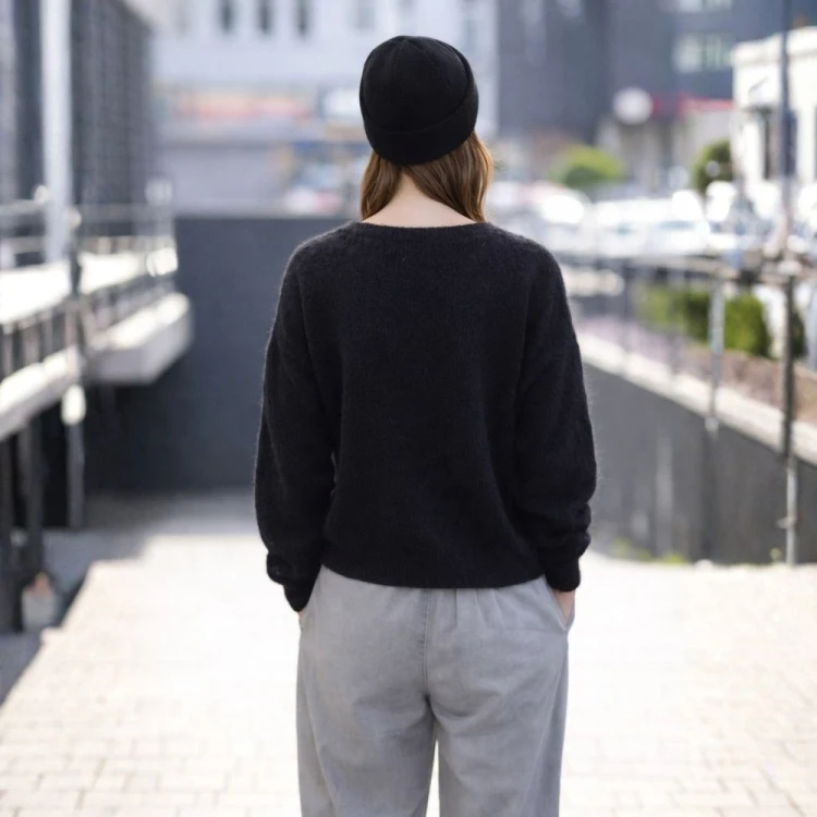 Sweter Damski Włoski Czarny