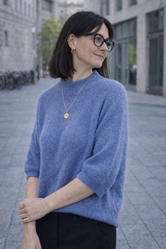 Sweter damski niebieski z półgolfem miękki ciepły Made in Italy Uni