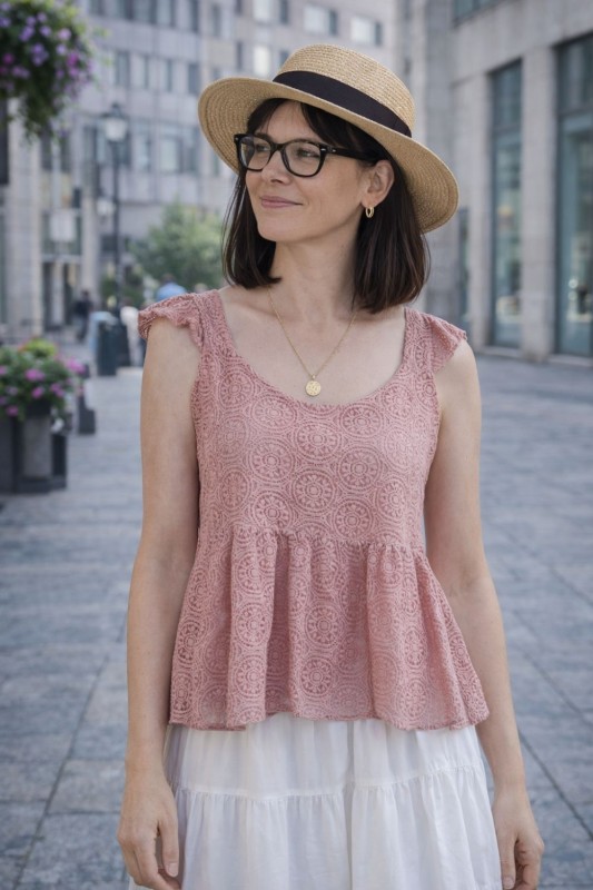 Bluzka damska koronkowa różowa boho z falbanką one size
