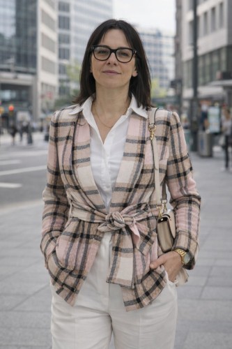 Narzutka marynarka damska w kratę wiązana pasek elegancka Uni