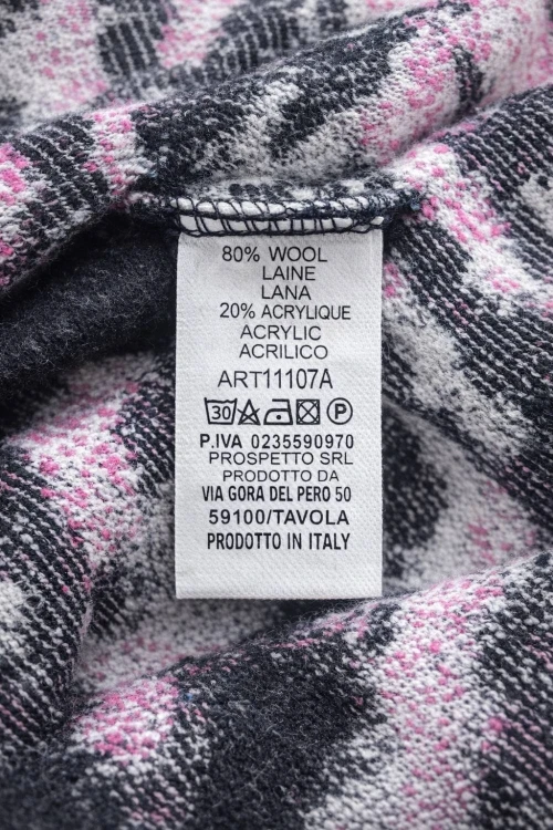 Płaszcz damski wełniany 80% WOOL włoski oversize różowy wzór Uni