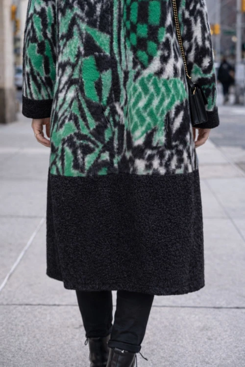 Płaszcz damski wełniany 80% WOOL włoski oversize zielony wzór Uni