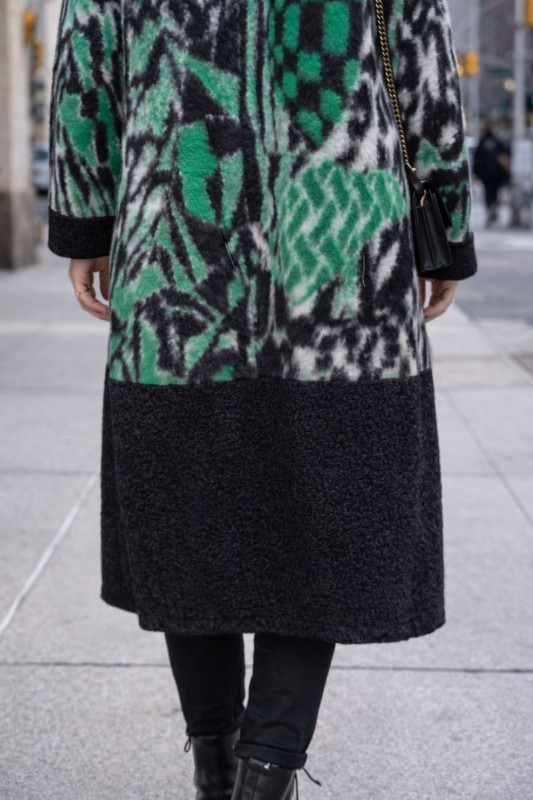Płaszcz damski wełniany 80% WOOL włoski oversize zielony wzór Uni