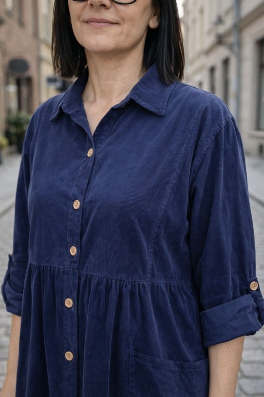 Sukienka Damska Sztruksowa Granatowa Oversize Guziki Kieszenie Casual Uni