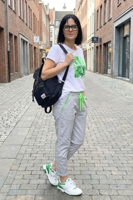 Spodnie damskie szare z neonowym sznurkiem wygodne casual Uni