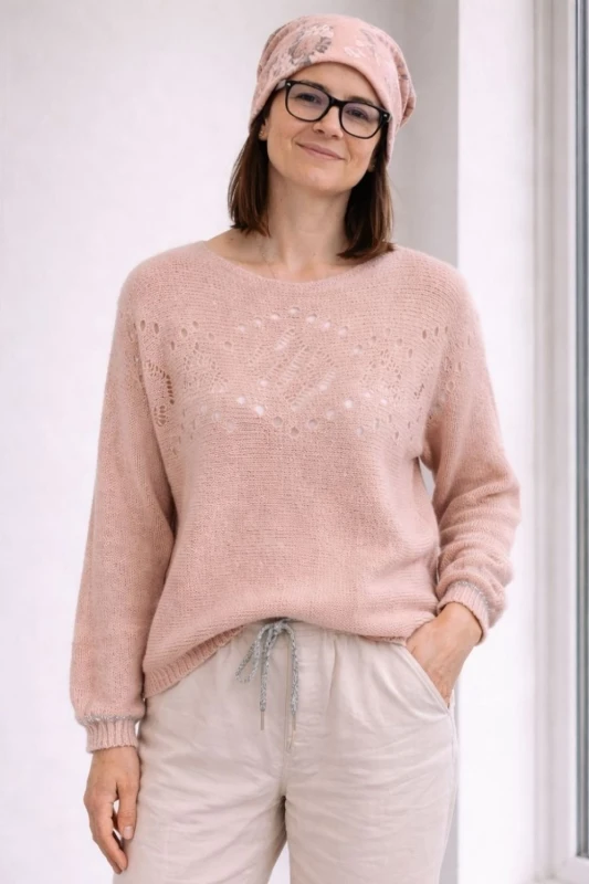 Sweter damski jasnoróżowy ze srebrną nitką moher Italy oversize miękki