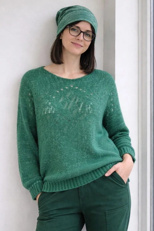 Sweter damski ciemnozielony ze srebrną nitką moher Italy oversize miękki