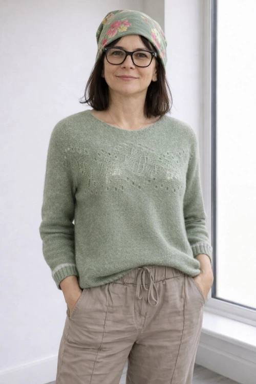 Sweter damski zielony ze srebrną nitką moher Italy oversize miękki
