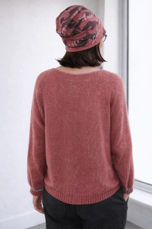 Sweter damski brudny róż ze srebrną nitką moher Italy oversize miękki