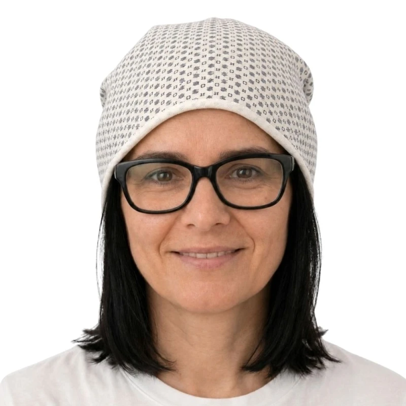 Czapka damska Beanie włoska cienka smerfetka biała w granatowy wzór