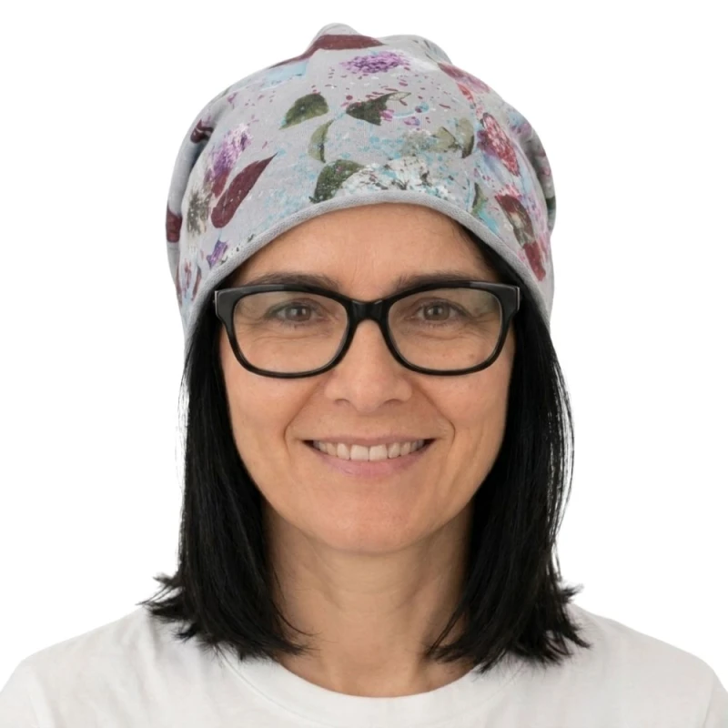 Czapka damska Beanie włoska cienka smerfetka szara w kolorowe kwiaty