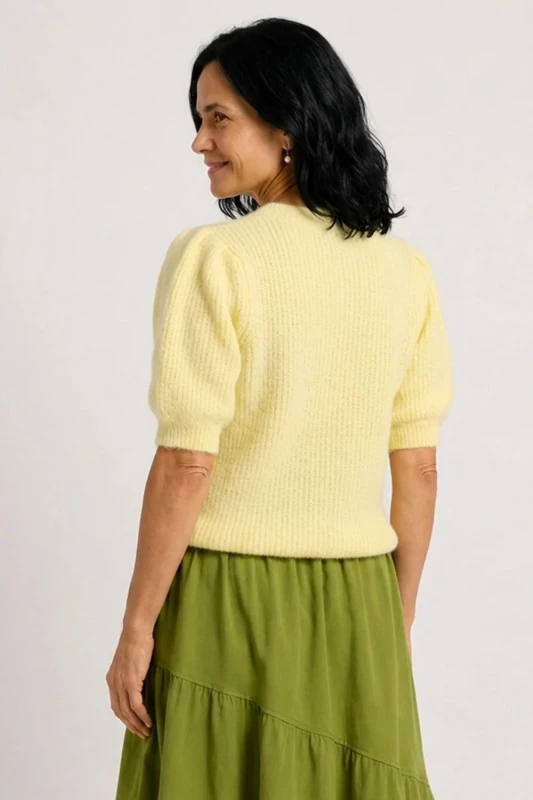 Sweter damski pastelowy żółty 30% alpaka bufki krótki rękaw Italy