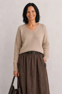 Sweter damski beżowy 30% moher dekolt V Made in Italy 