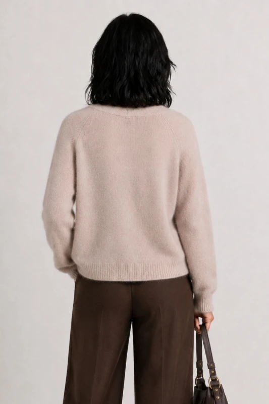 Sweter kardigan damski beżowy 30% alpaka ozdobne guziki Italy