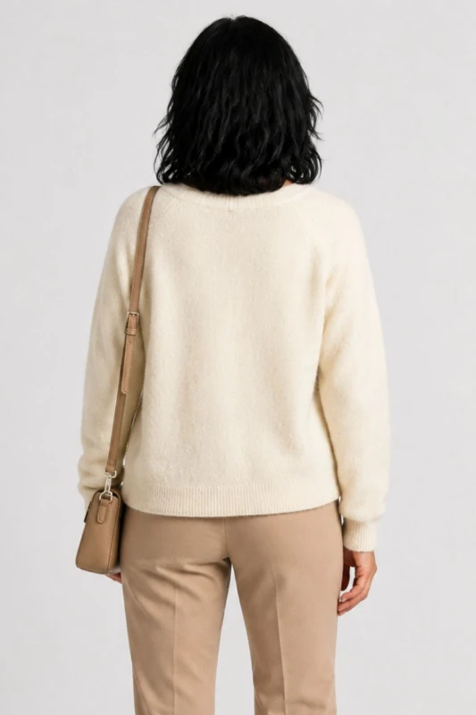 Sweter kardigan damski kremowy 30% alpaka ozdobne guziki Italy