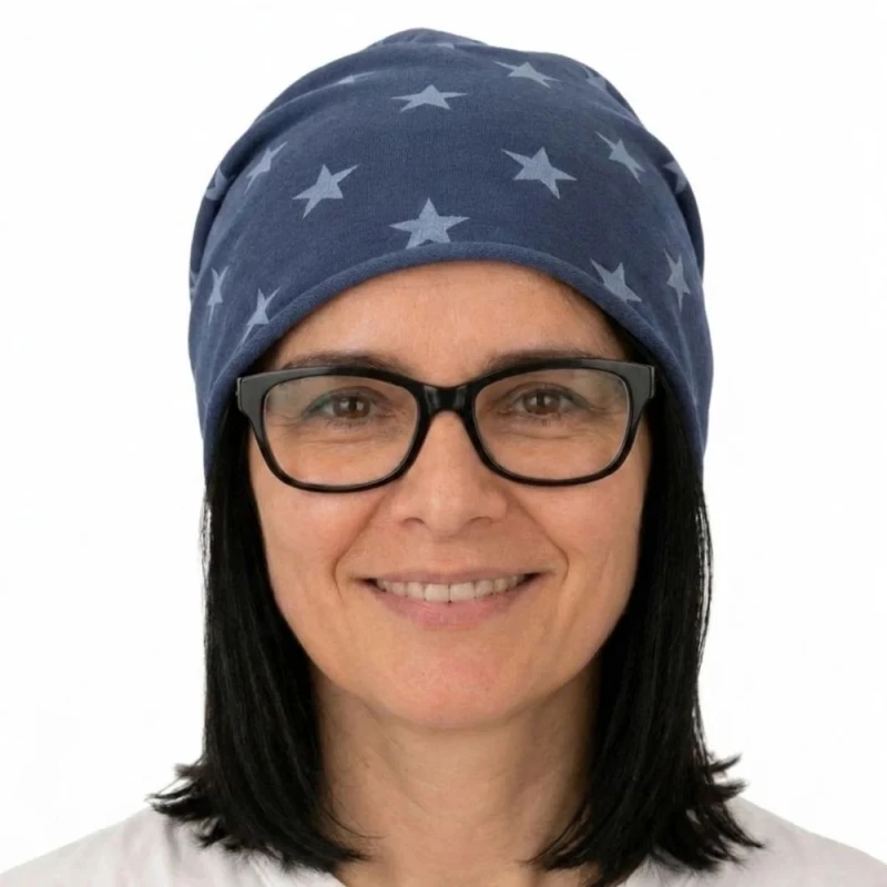 Czapka damska Beanie włoska cienka smerfetka granatowa w gwiazdki
