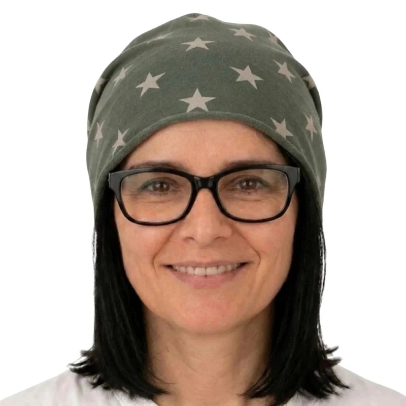Czapka damska Beanie włoska cienka smerfetka zielona w gwiazdki