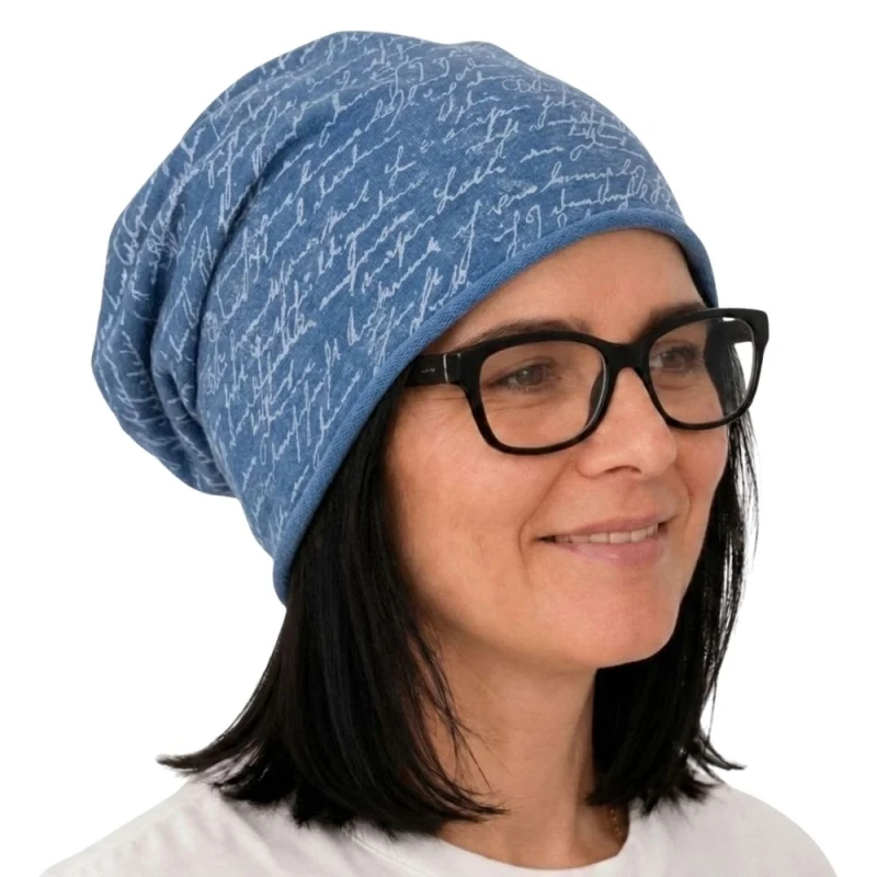 Czapka damska Beanie włoska cienka smerfetka niebieska w napisy