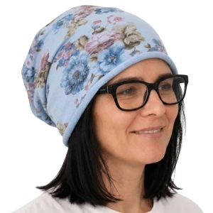 Czapka damska Beanie włoska cienka smerfetka błękitna w kwiaty 