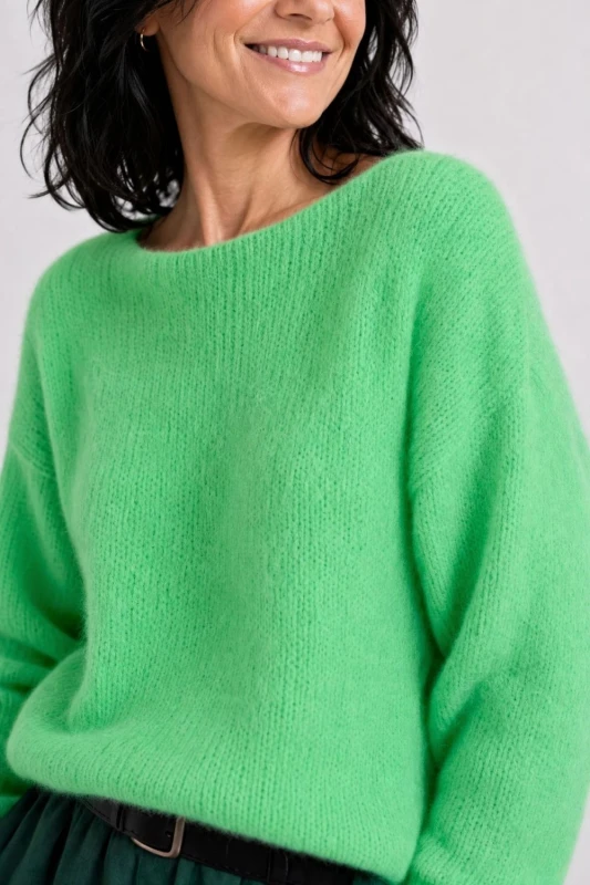 Sweter damski miętowy/zielony z domieszką moheru i wełny dekolt łódka Italy