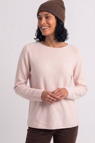 Sweter damski pudrowy róż z przeszyciami dekolt łódka One Size