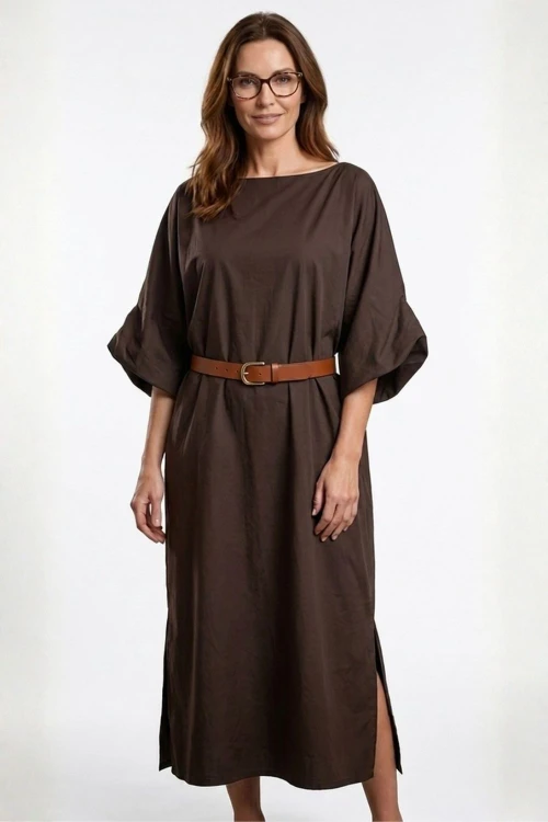 Sukienka Maxi Oversize Czekoladowa z Szerokim Rękawem – Made in Italy