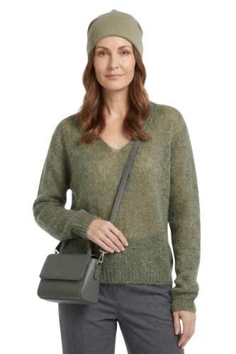 Sweter damski khaki 60% kid moher dekolt w szpic Made in Italy