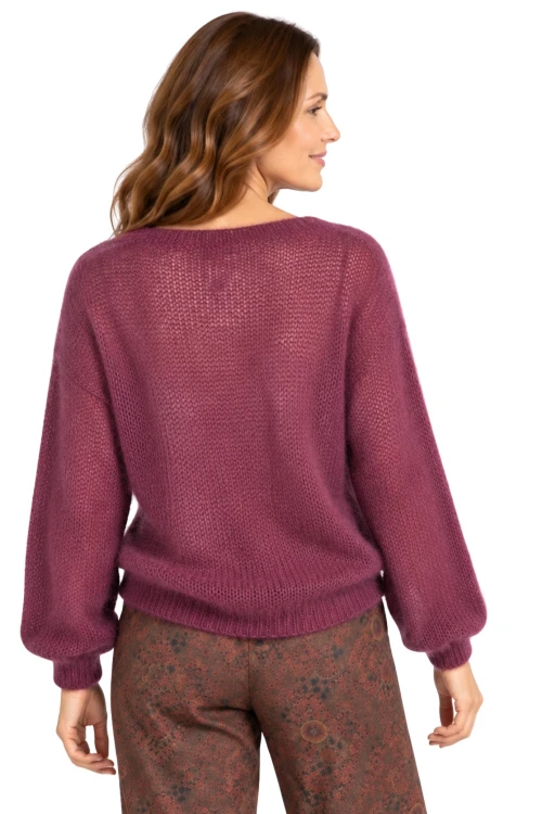 Sweter damski śliwkowy 60% kid moher dekolt w szpic Made in Italy