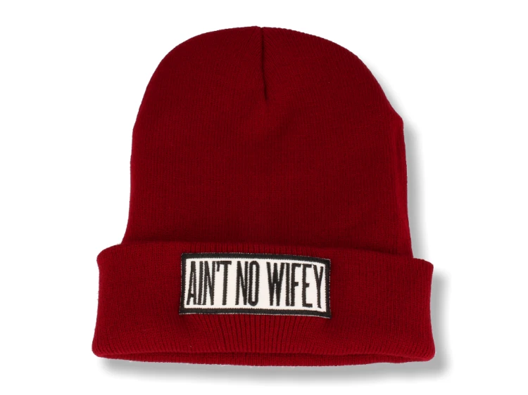 CZAPKA BEANIE AIN'T NO WIFEY